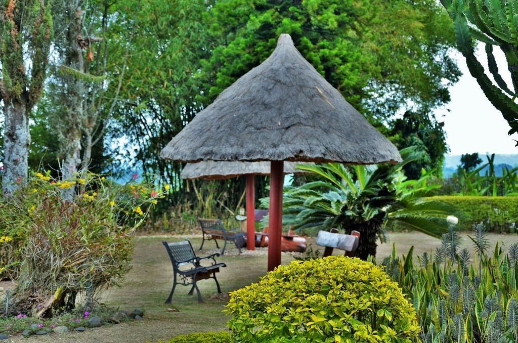 Bwigamiro Country Home Fort Portal Exterior photo